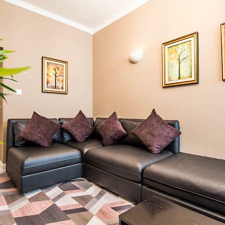 Montgomery Apartments - Crighton Edinburgh Ngoại thất bức ảnh