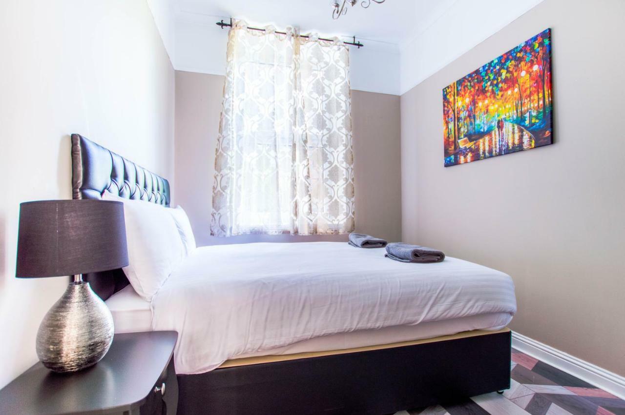 Montgomery Apartments - Crighton Edinburgh Ngoại thất bức ảnh