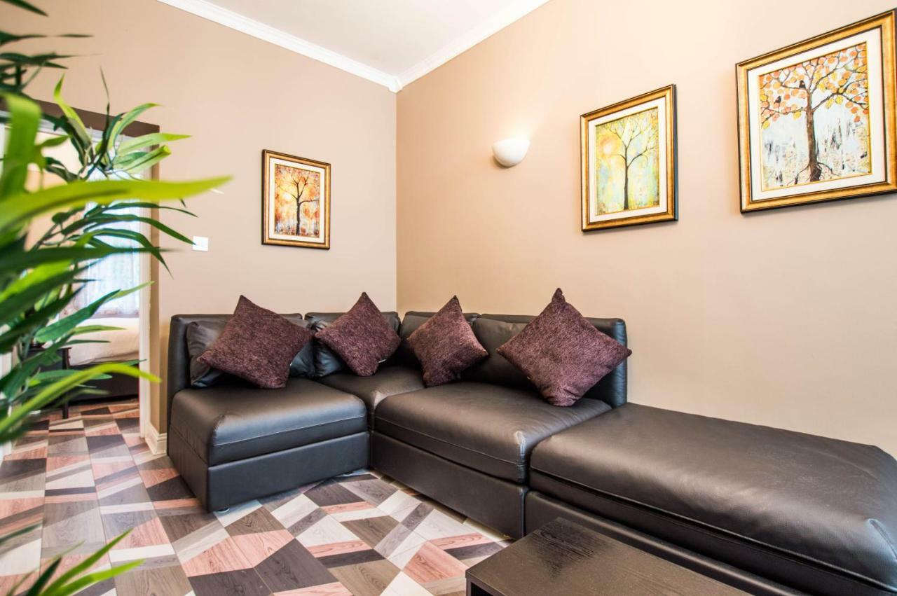 Montgomery Apartments - Crighton Edinburgh Ngoại thất bức ảnh