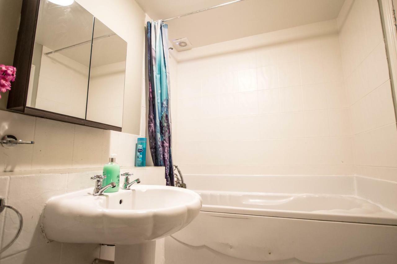 Montgomery Apartments - Crighton Edinburgh Ngoại thất bức ảnh