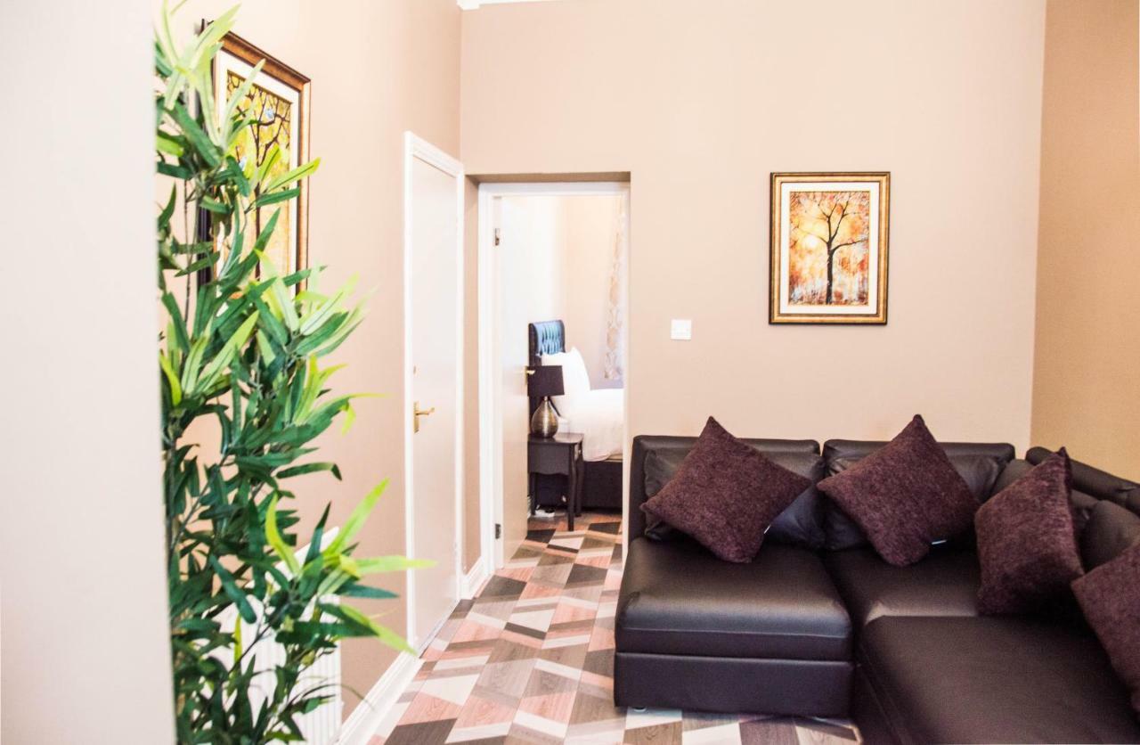 Montgomery Apartments - Crighton Edinburgh Ngoại thất bức ảnh