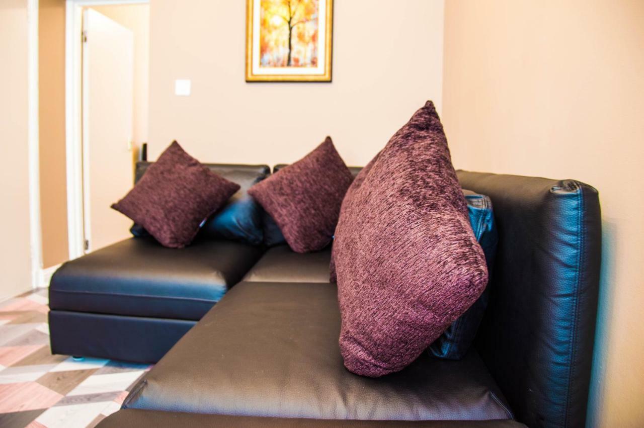 Montgomery Apartments - Crighton Edinburgh Ngoại thất bức ảnh